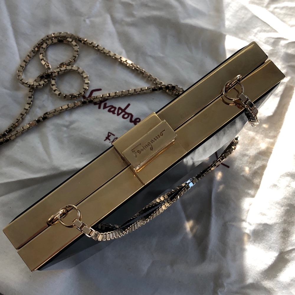 🔥RARE Ferragamo Minaudiere oxford  Lucite square - Picture 7 of 12